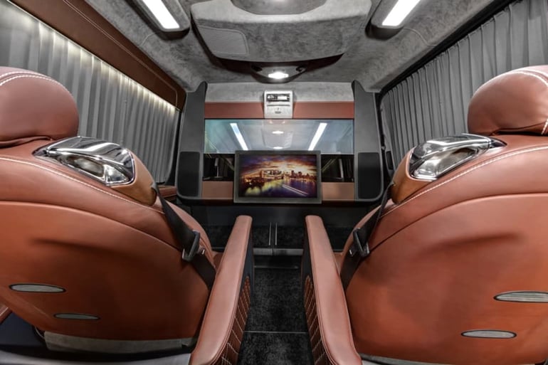 redline-mercedes-v-class-sprinter-1