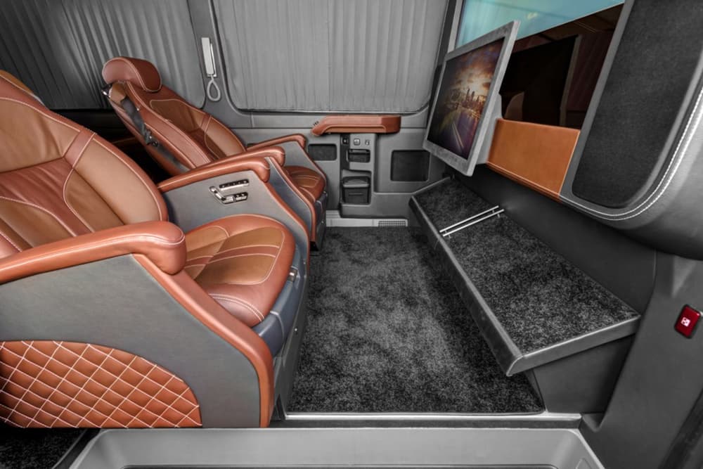 redline-mercedes-v-class-sprinter-2
