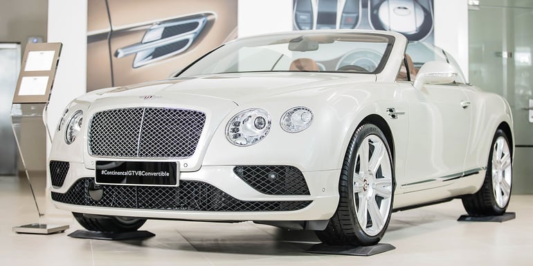 largest-Bentley-showroom-dubai (2)