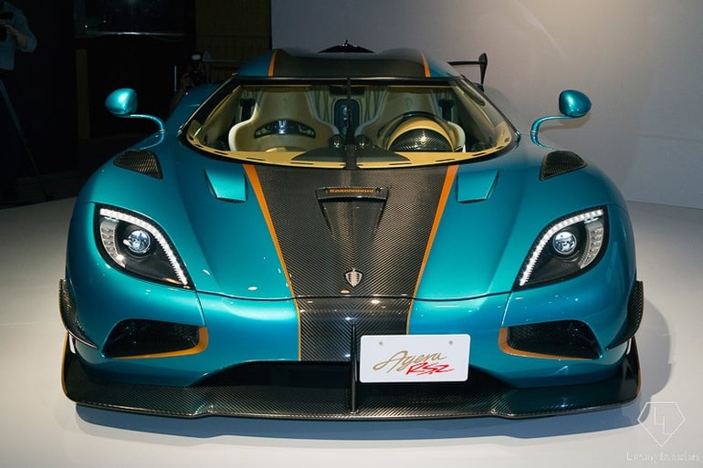 Aero shaped front