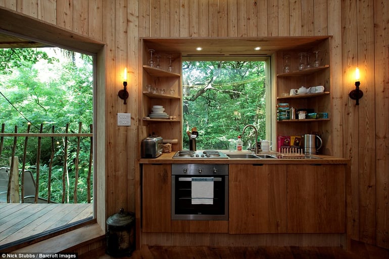 luxury-treehouse-3