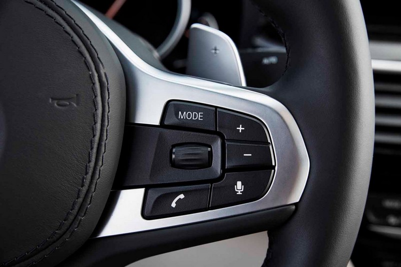 2017-bmw-5-series-14-970x647-c