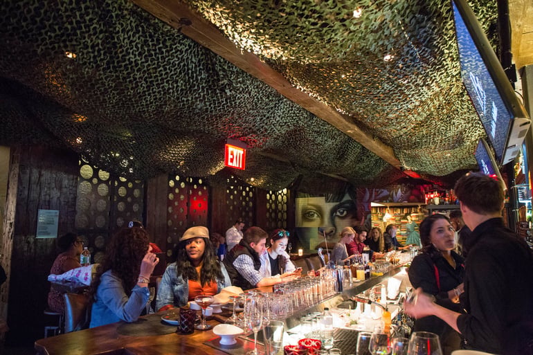 manhattan-movie-theater-serves-gourmet-meals-3