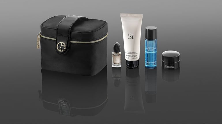 qatar-airways-amenity-kit-2