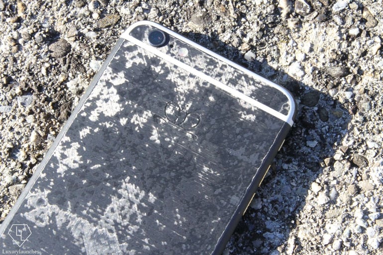 worlds-first-full-carbon-iphone-2