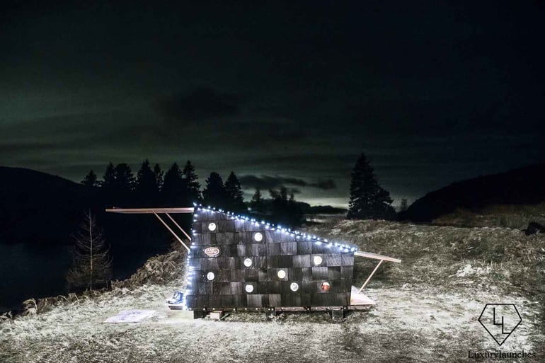 land-rover-portable-wilderness-cabin-3