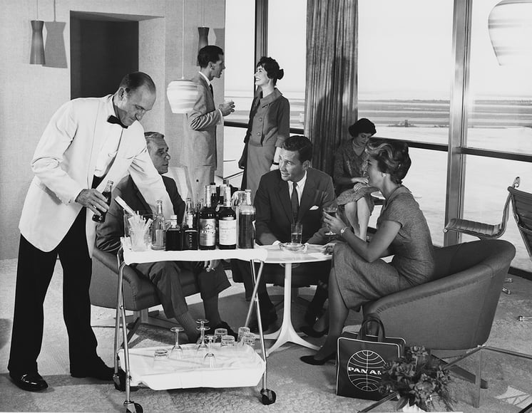 The Pan Am experience starts with drinks at the lounge.