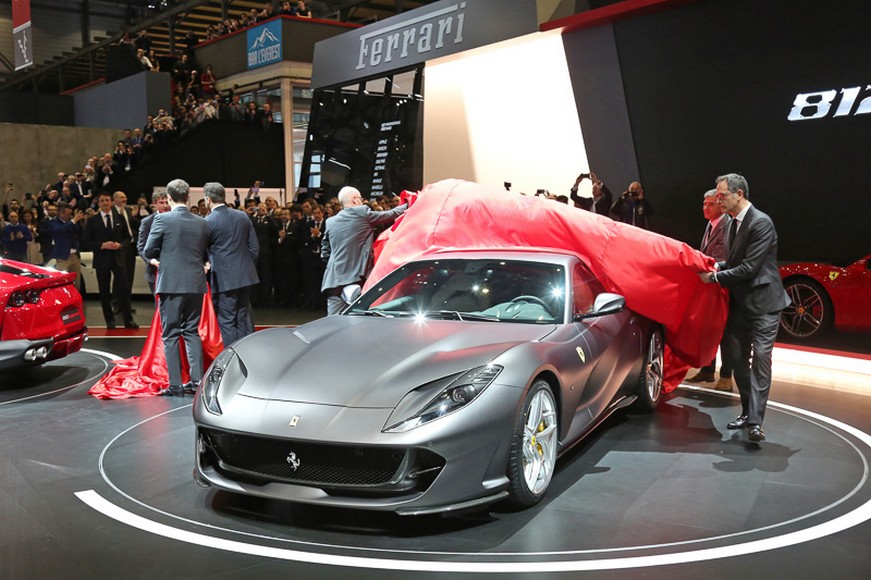Ferarri B12 Superfast (2)