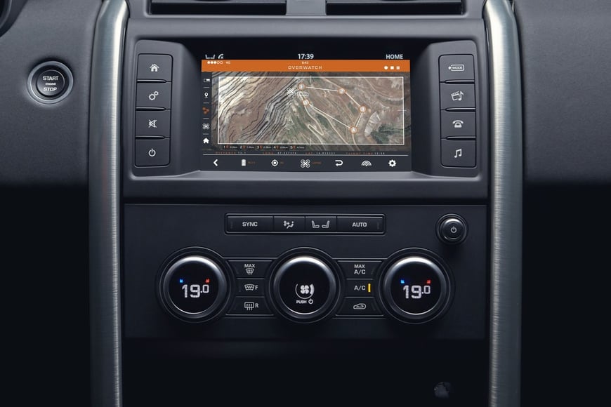 Land Rover Discovery for Red Cross (7)