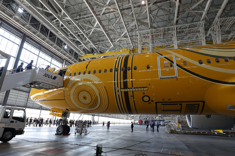 star-wars-ana-c3po-jet-1