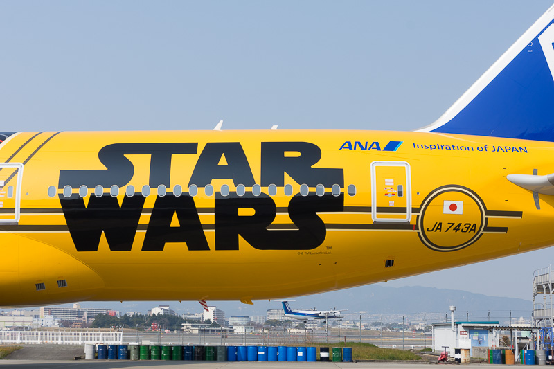 star-wars-ana-c3po-jet-4