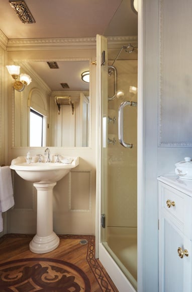 AEP-CAB-BATH-01