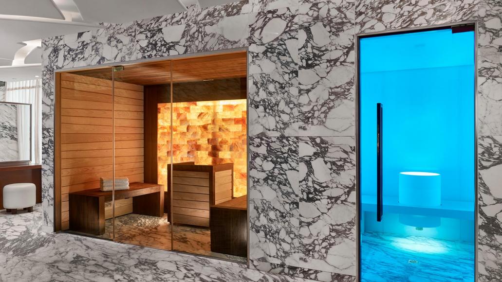 Women's steam & sauna