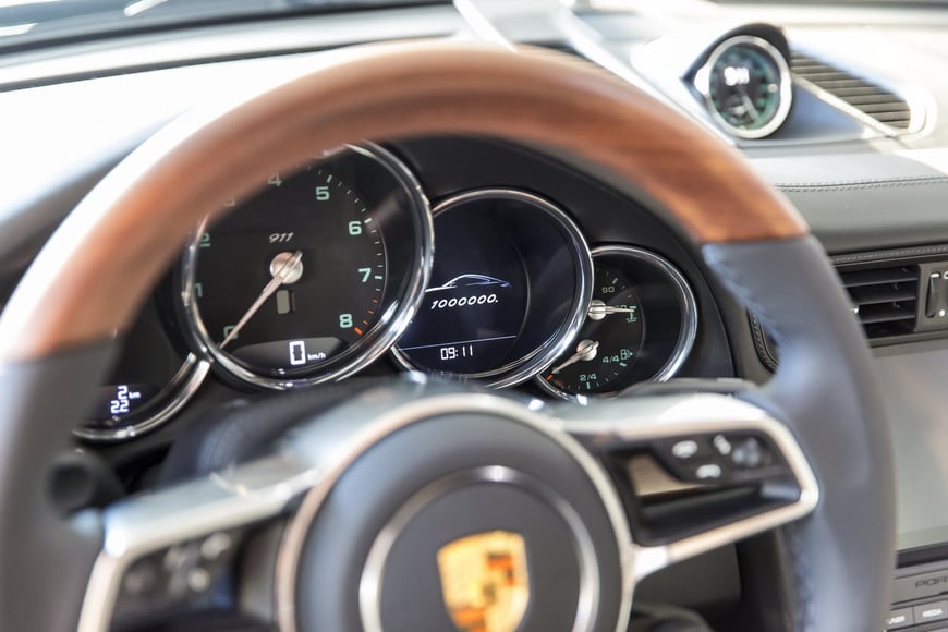 millionth Porsche 911 looks gorgeous (4)