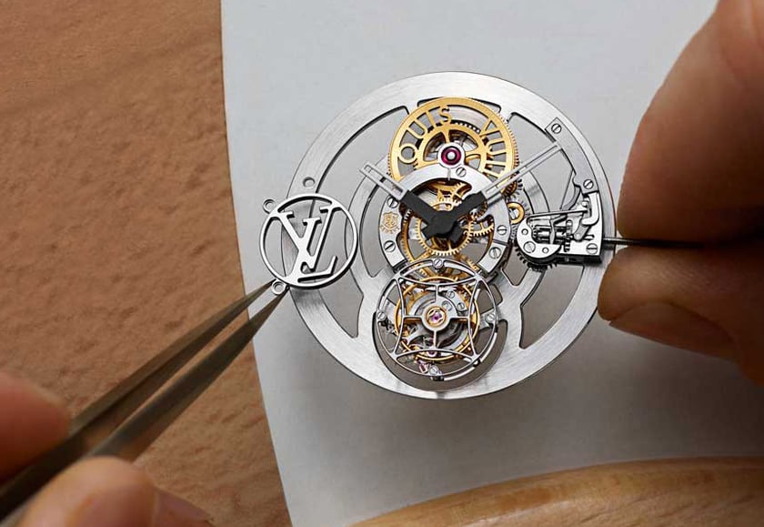 Louis-Vuitton-Tambour-Moon-Flying-Tourbillon-Poincon-De-Geneve-6