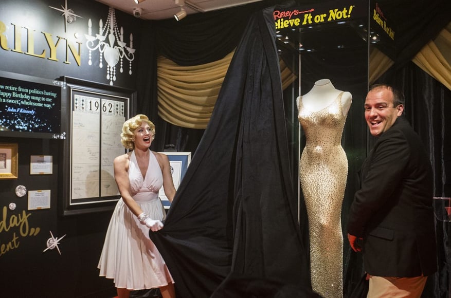 most expensive dress in the world (2)