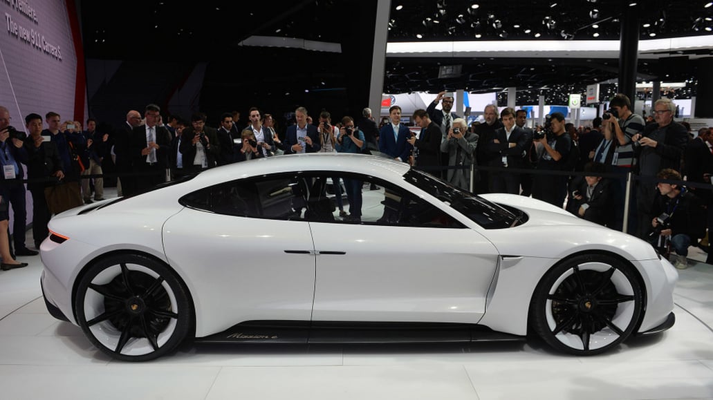 03-porsche-mission-e-concept-frankfurt-1