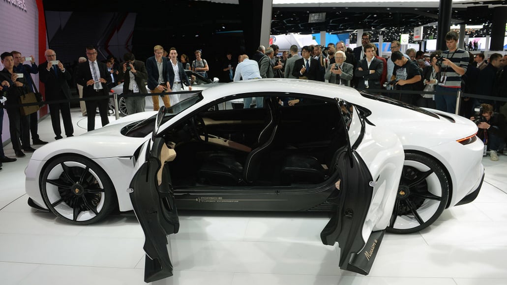 04-porsche-mission-e-concept-frankfurt-1