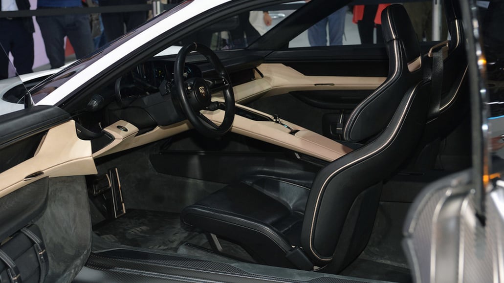 14-porsche-mission-e-concept-frankfurt-1
