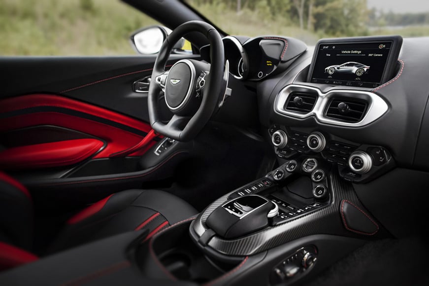 aston-martin-vantage-supercar (4)
