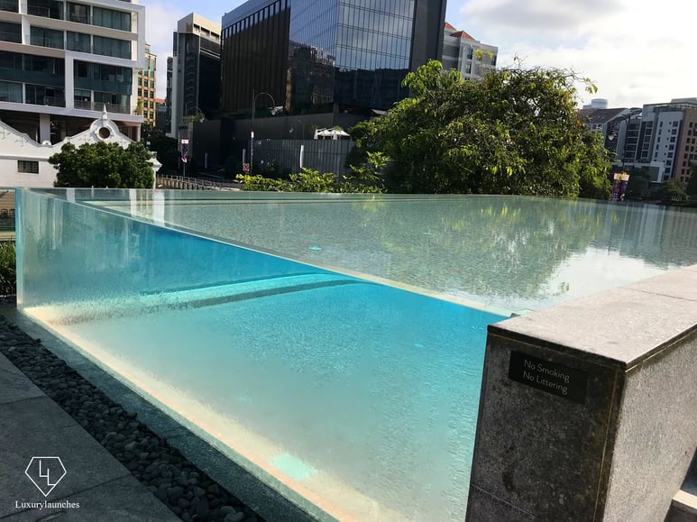 Infinity pool
