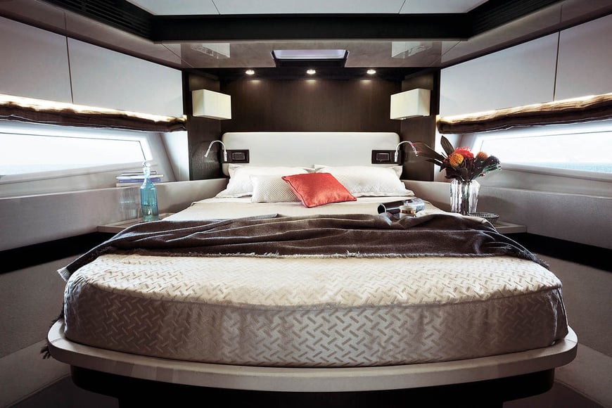 St Regis Maldives Luxury 20 Metre Yacht (9)
