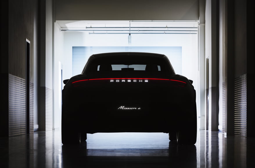 Mission E Cross Turismo