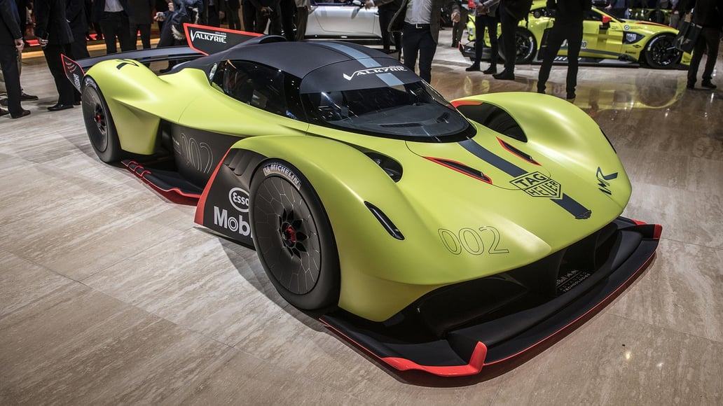 aston-martin-valkyrie (1)