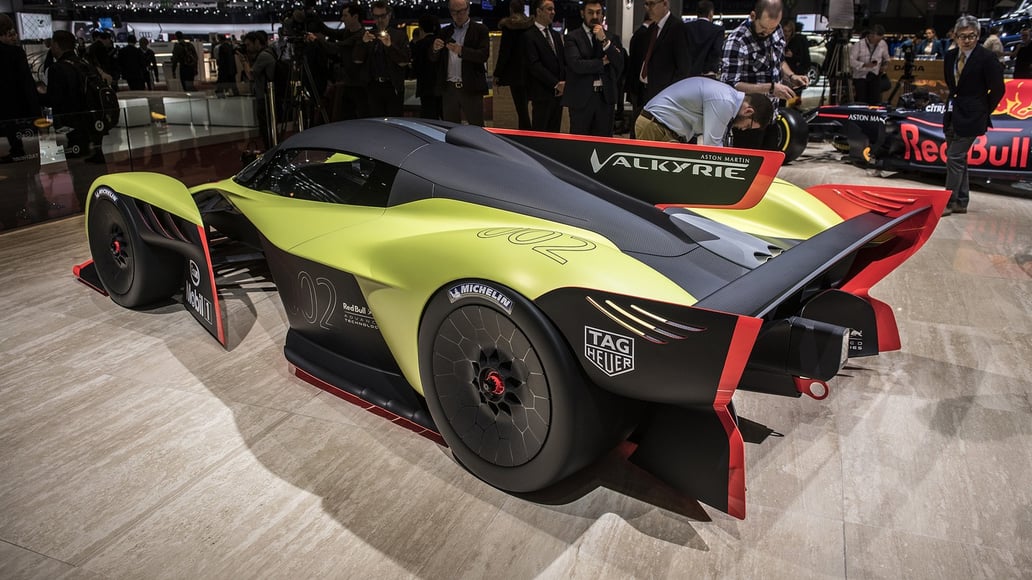 aston-martin-valkyrie (2)