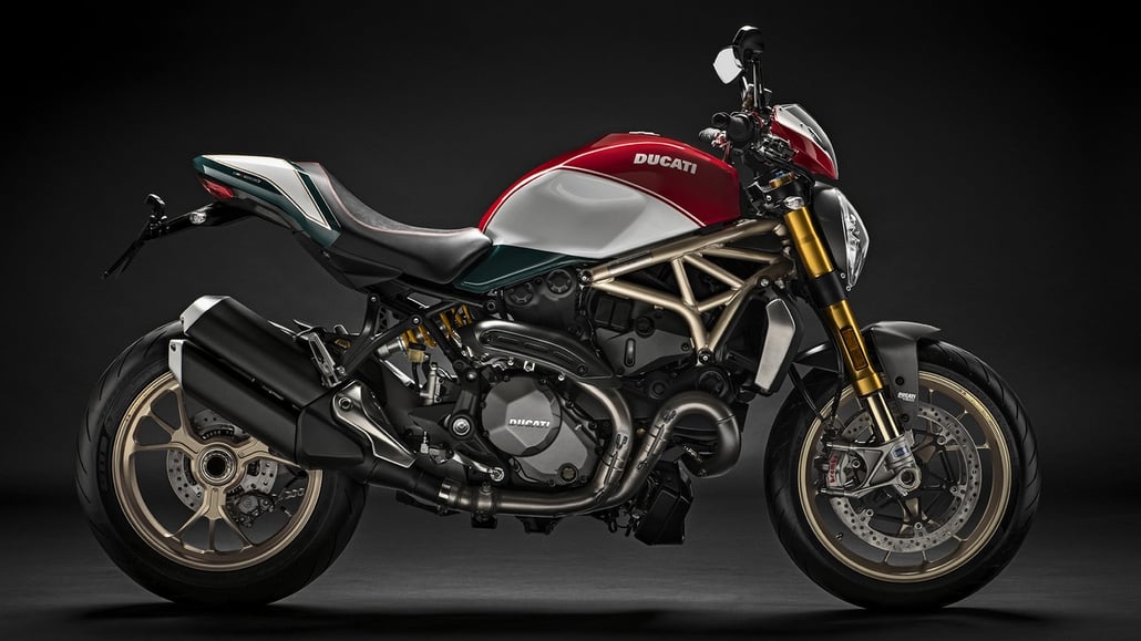 Monster-1200-25-Anniversario-MY19-01-Gallery-1920x1080