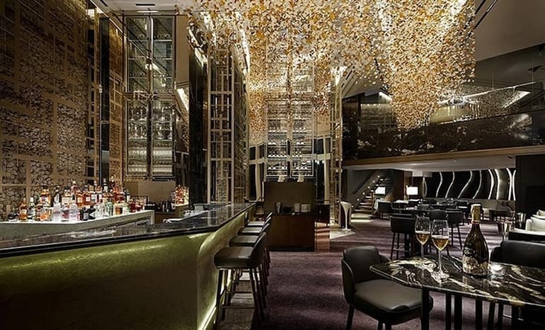 Take a look at the 5 most stunning rooftop bars in Asia - Luxurylaunches