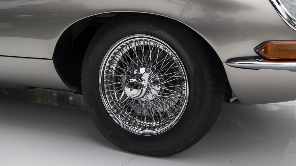 07-jaguar-e-type-zero-unveiling-1