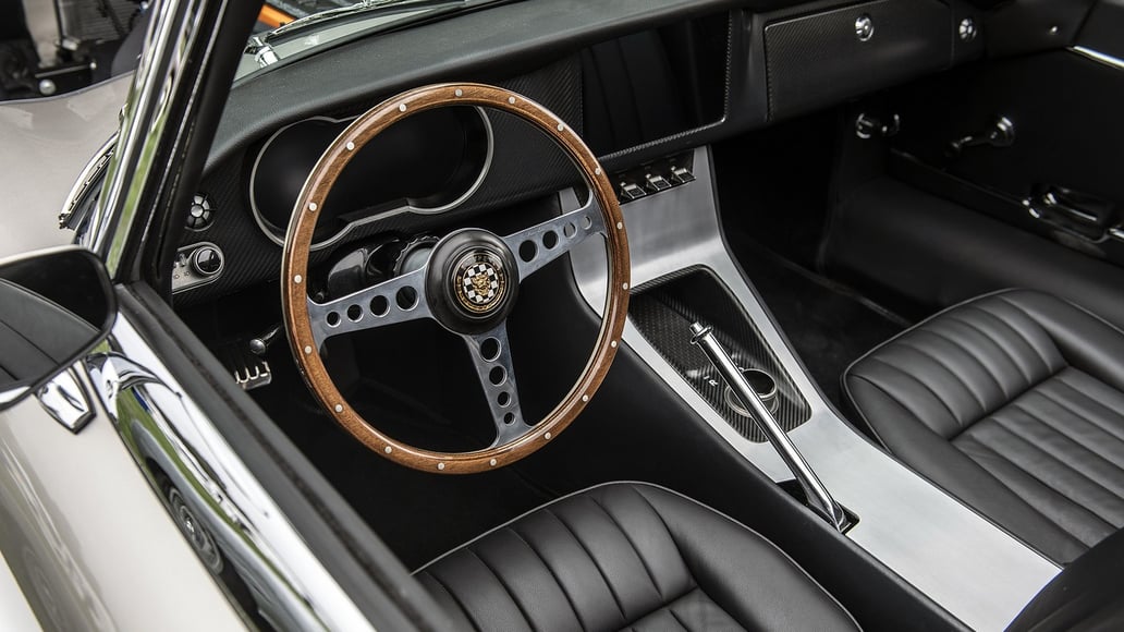 12-jaguar-e-type-zero-unveiling-1
