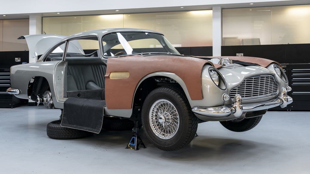 aston-martin-db5-goldfinger (2)