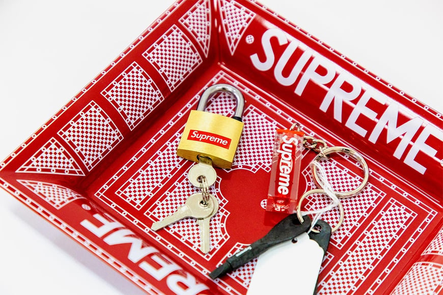 sothebys-supreme-accessories (3)