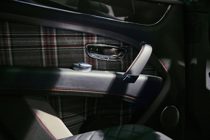 Bentley Huntsman 4