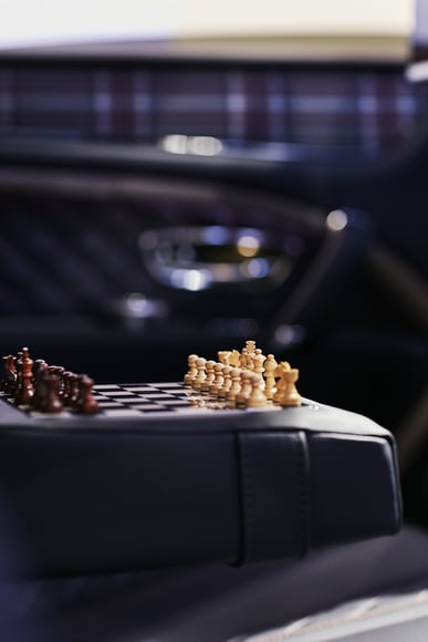 Bentley Huntsman 6