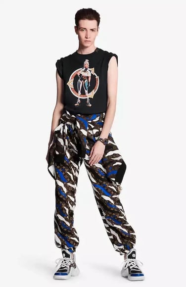 High-end Louis Vuitton x League of Legends leather jacket (3)