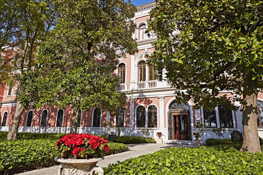 Kempinski Venice_Entrance_landscape_2016