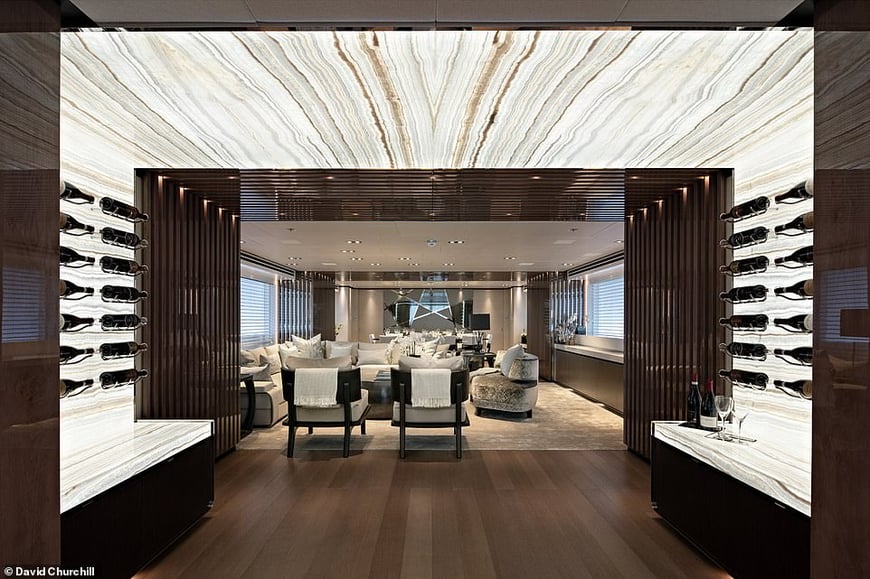 Vida superyacht (9)