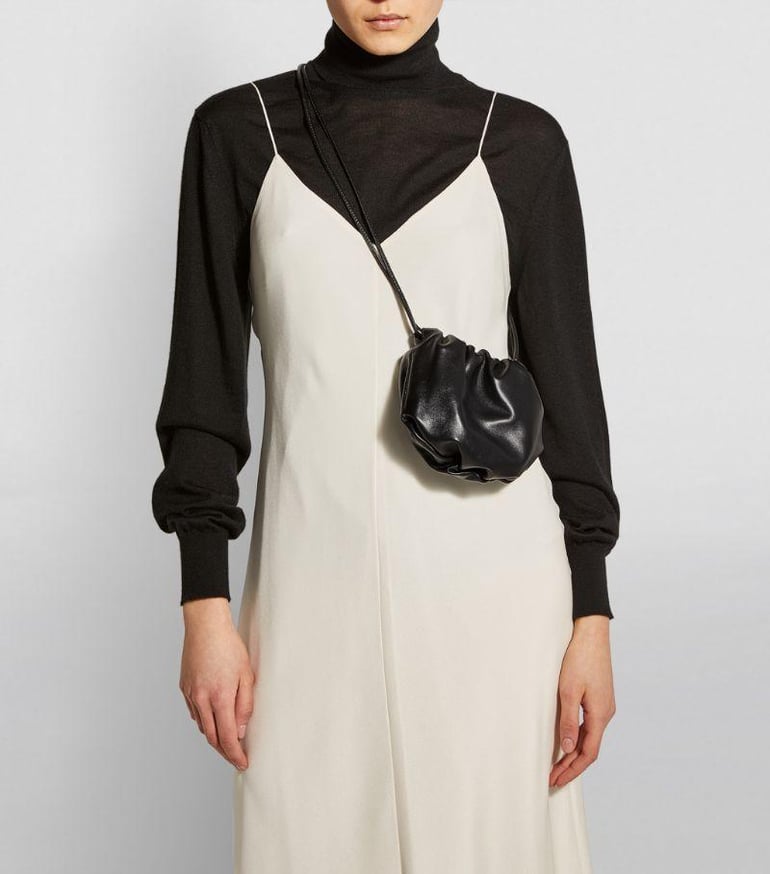 BOTTEGA VENETA ザバルブ bulb ミディアム バッグ Bottega Veneta Bulb Bag Medium - Luxe Du Jour