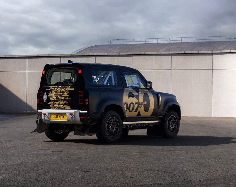 Land Rover has built a one-off Defender 90 rally car to celebrate the ...