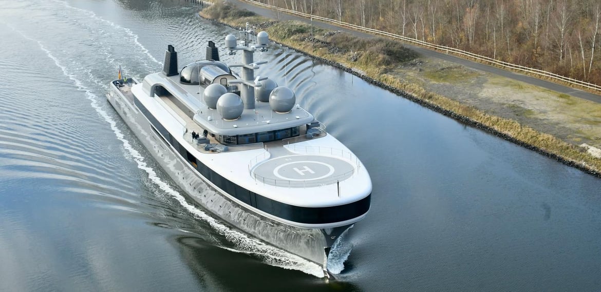 Ukyo Matsubaraです 　ムーンゲイザー Producing pure water instead of black diesel smoke, Japanese