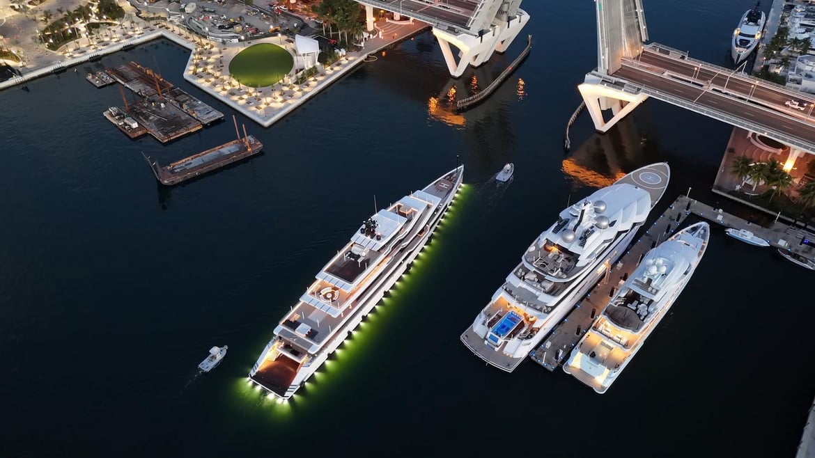 Hundreds of Florida car owners watched in suspense as a talented