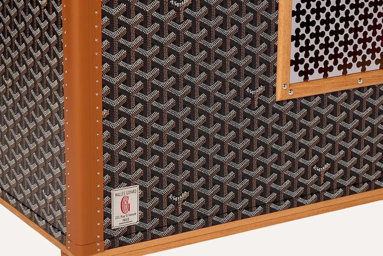 Goyard dog house