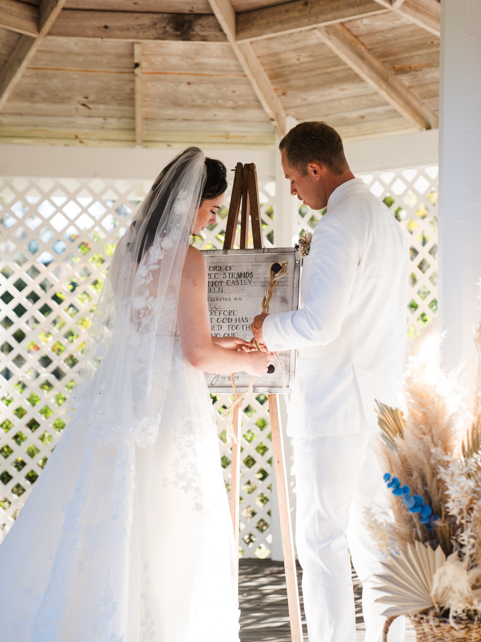 Cassidy & Jeffrey Glass: The wedding portraits.