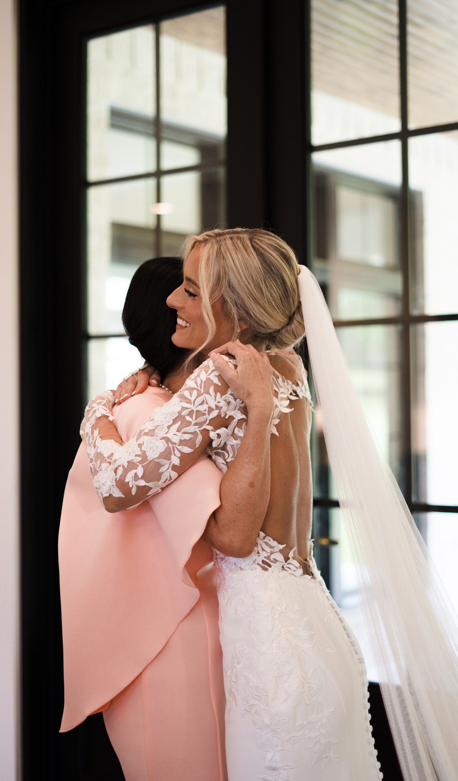 Alex & Lee Davis: Getting ready.