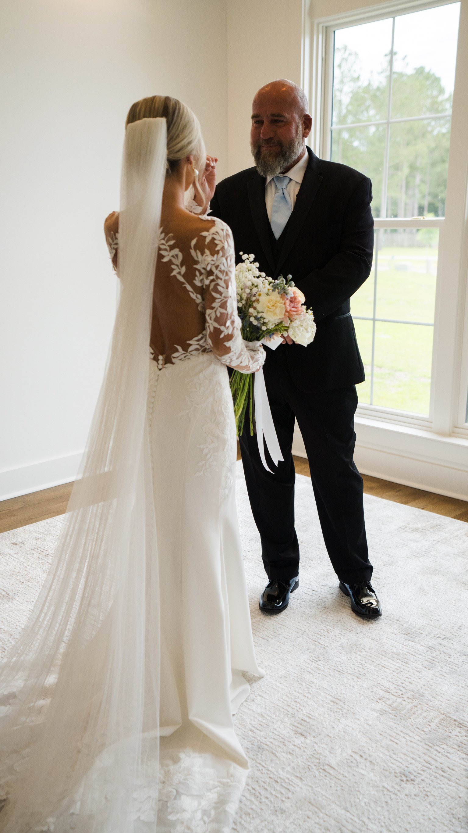 Alex & Lee Davis: First look photographs.