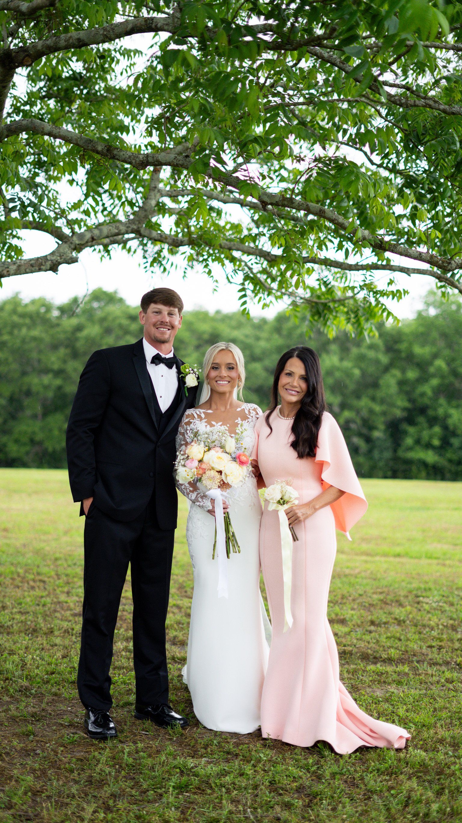 Alex & Lee Davis: The wedding portraits.