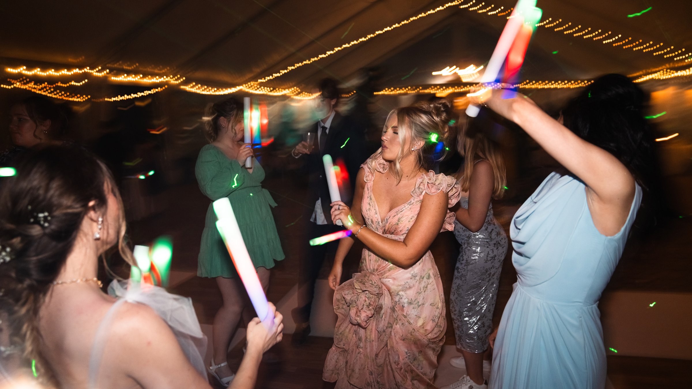 Raina & William Bertrand: The dancing and send-off.
